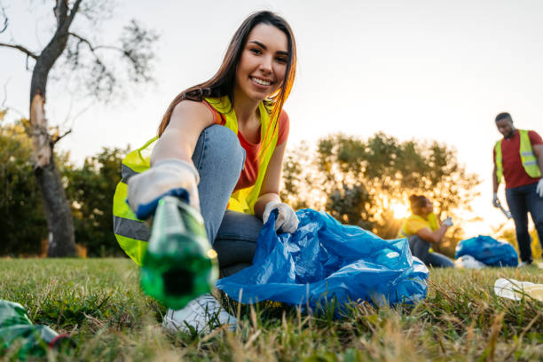 Best Yard Waste Removal  in Carpentersvle, IL